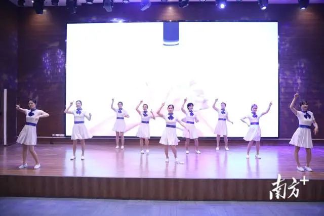 南方+ 陈保良 拍摄