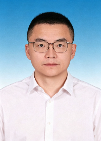 梁磊.jpg